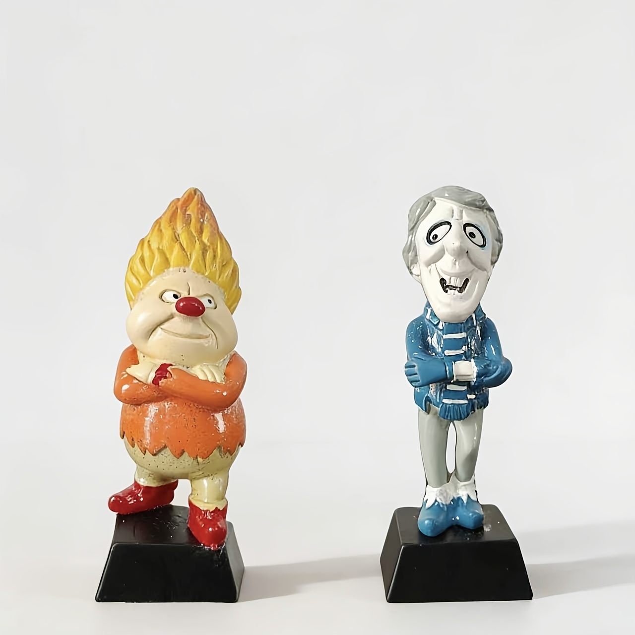 TEMU 2pcs Set, And Snow Collectible Statues - Retro Sculptures, Perfect Gift For Christmas And Anime Fans