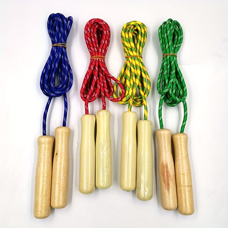 

Lot de 3 cordes à sauter colorées avec poignée en bois, idéales pour l'exercice physique en extérieur, la combustion des graisses et l'entraînement fitness (couleur aléatoire)