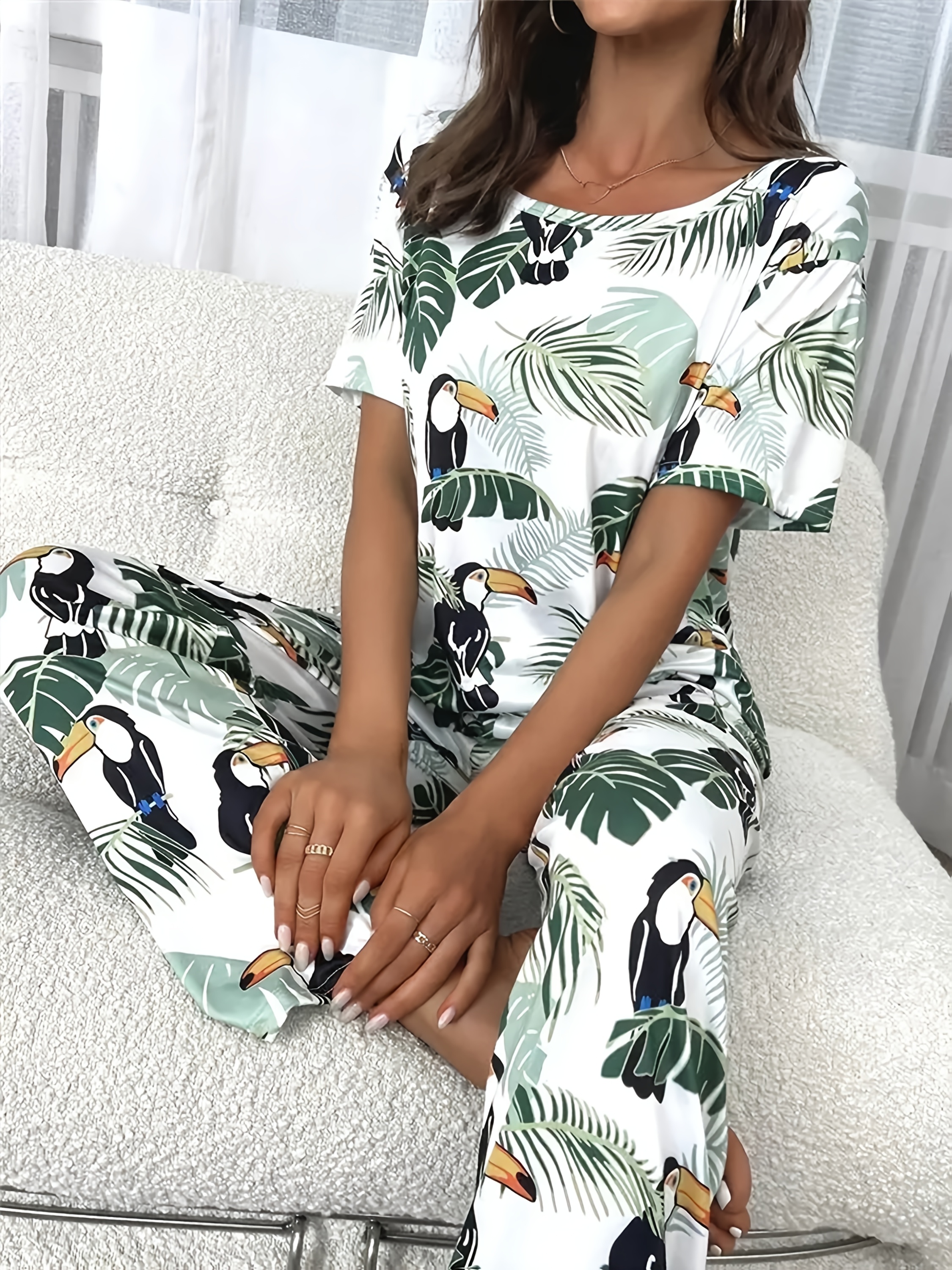 Spring-Summer-Autumn Cartoon Print Round Neck Short Sleeve Top and Loose Comfortable Pants, Polyester - Casual Women's Sleepwear Set