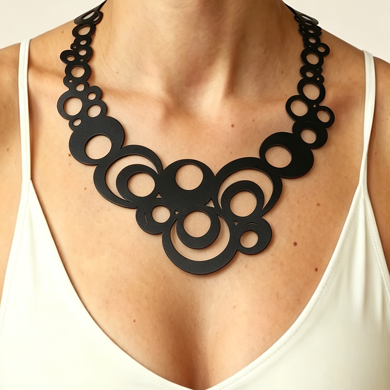 TEMU A Women's Black Bib Necklace, Suitable For Parties And Daily Wear, Featuring A Trendy, Fashionable, Niche, And Exquisite Design. This Hollow-out