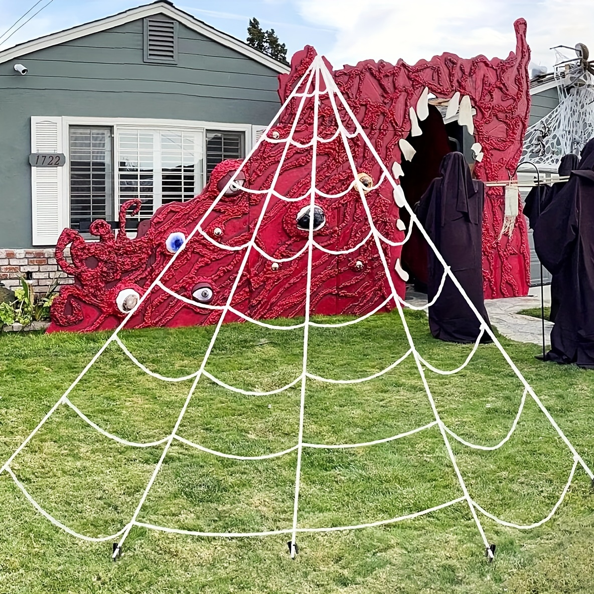 

Festive Spider Web Triangle Net - 16.4 Feet Outdoor Decor - No Feathers, No Electricity Required