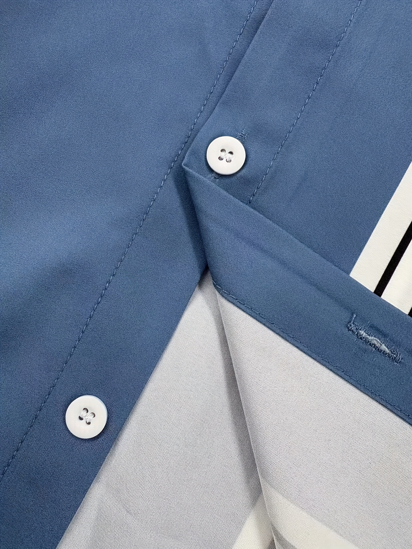 European and American Men's fashion stripe pattern print design button- short-sleeved shirt top and casual trousers matching suit, fashionable street street, seaside casual vacation short-sleeved shirt set