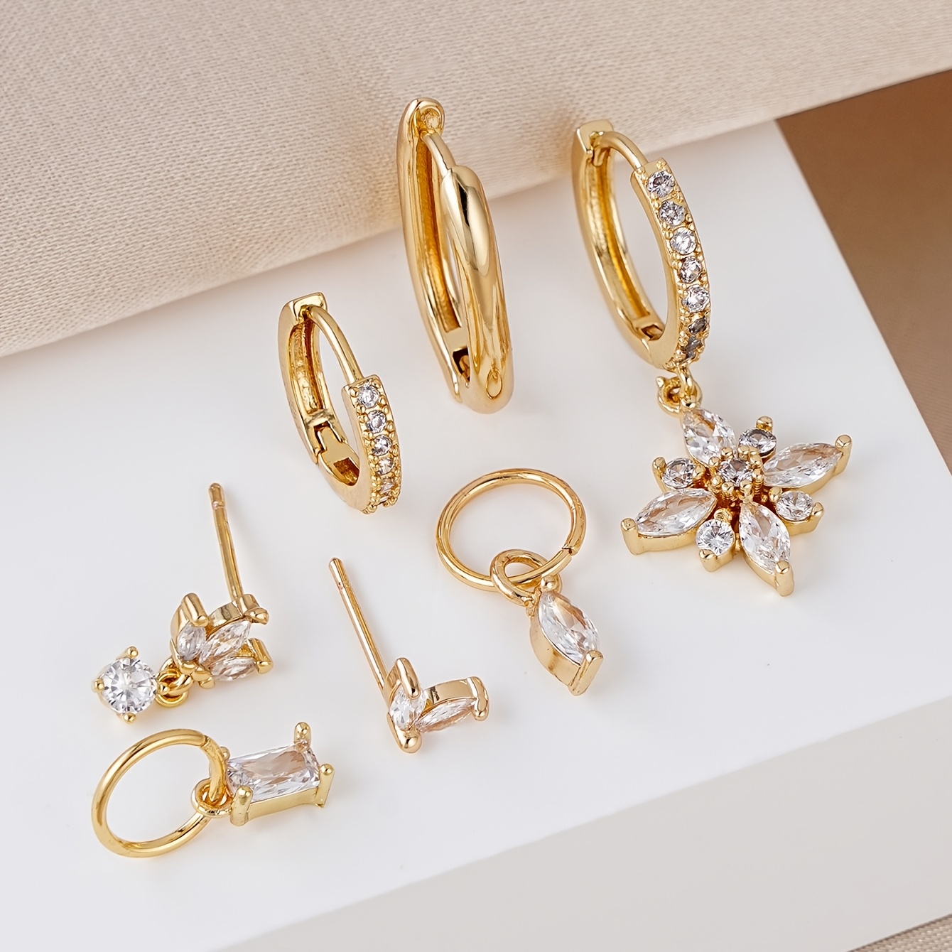 TEMU Parure de 7 boucles d'oreilles tendance pour femme, élégantes boucles d'oreilles fleur et feuille incrustées de synthétique, accessoires en