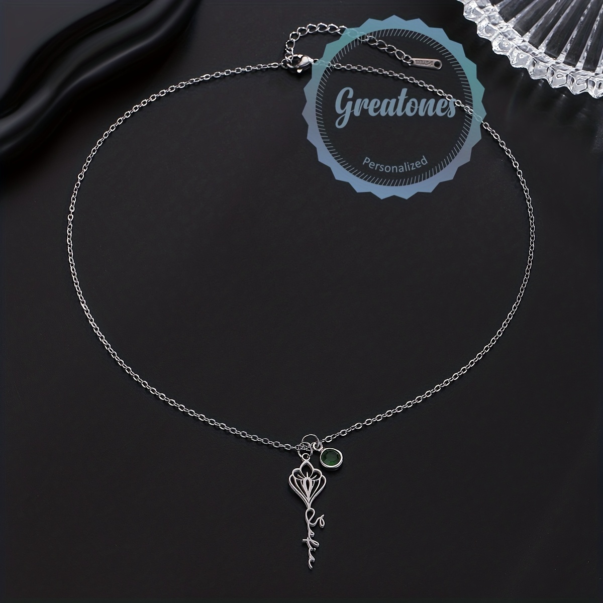 Women's Elegant Flower Custom Name Necklace