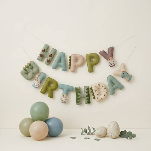 2d felt dinosaur themed birthday banner dinosaur happy birthday banner cute dinosaur letter banner with dinosaur egg element sweet dinosaur themed birthday decoration dinosaur birthday party supplies background decoration