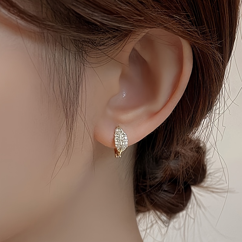 Zirconia Inlaid Leaf Hoop Earrings in Copper