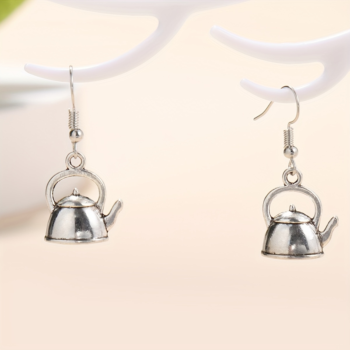 

Vintage Teapot Coffee Cup Design Dangle Earrings Retro Alloy Jewelry Female Earrings