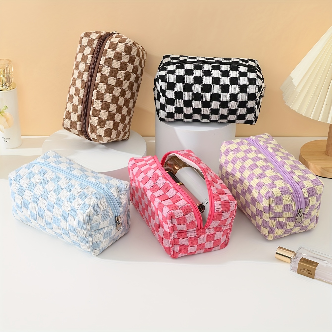 

Cosmetic Bag - Portable , Polyester