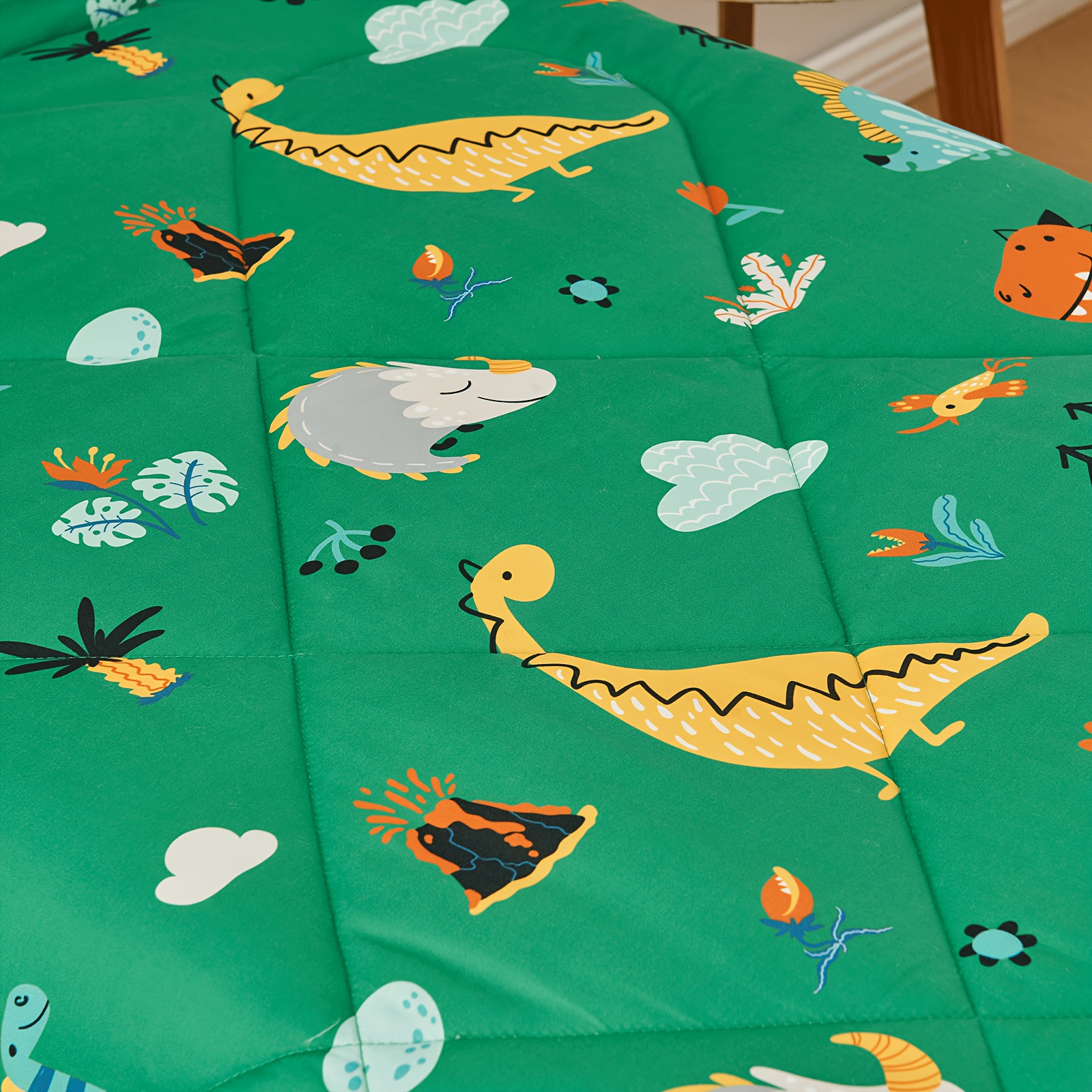 Four-Piece Green Dinosaur Pattern Kids Bedding Set
