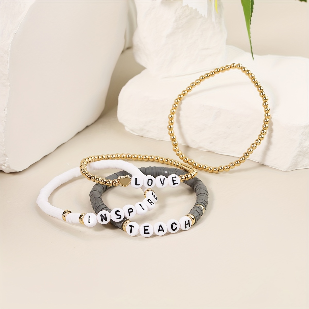 

4pcs Bohemian Cute Style Polymer Clay Bracelet, Letter Teach Inspire Love Decor Hand String Handmade Bracelet Set