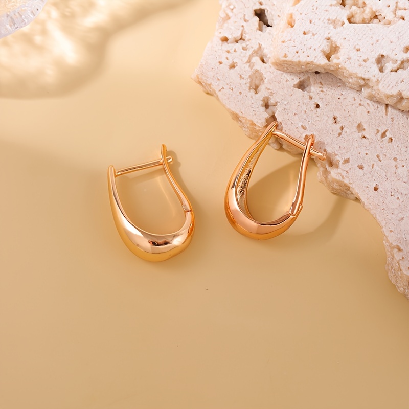 

Smooth Chunky Water Drop Design Hoop Earrings Copper Plated Jewelry Elegant Leisure Style For Women Daily Wear