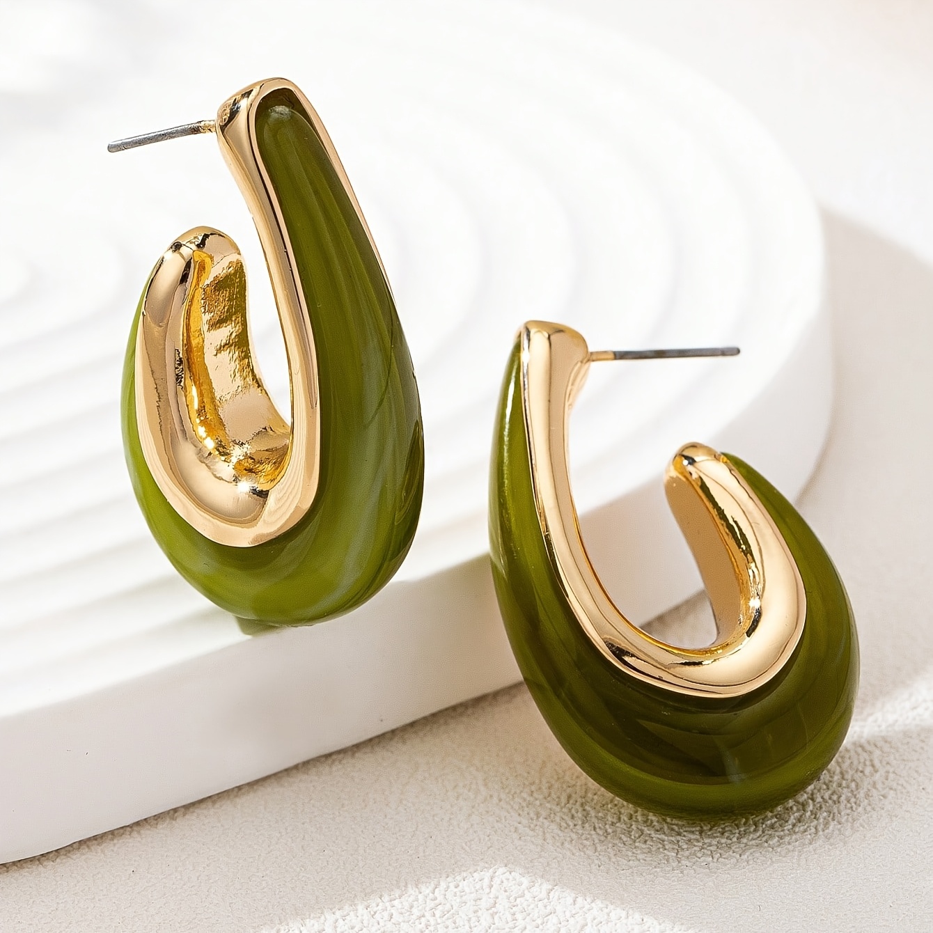 Women's Geometric U-Shaped Water Drop Resin Earrings