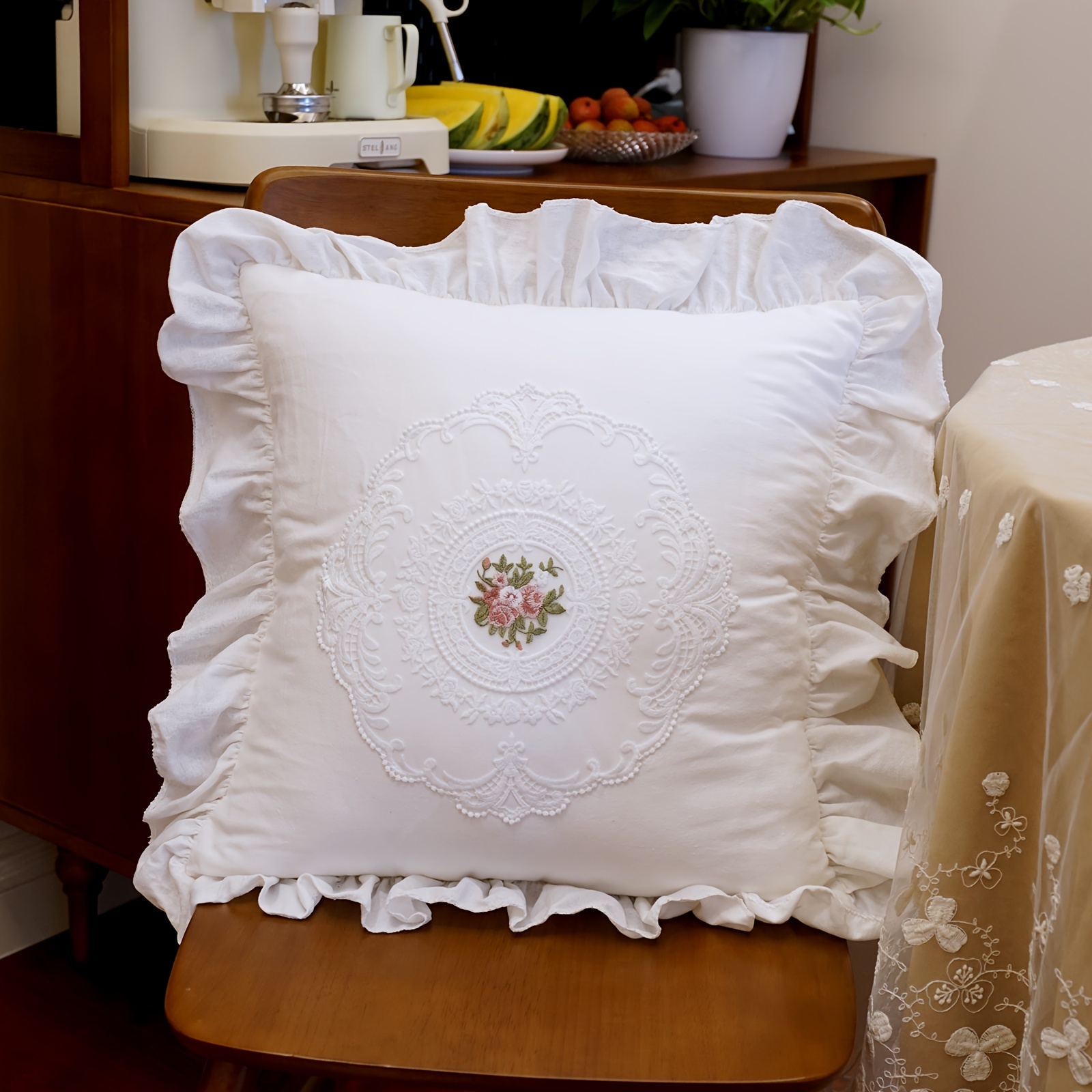TEMU de almohada blanca de encaje estilo francés con dobladillo con volantes estilo Instagram, para una habitación con temática de princesa femenina,
