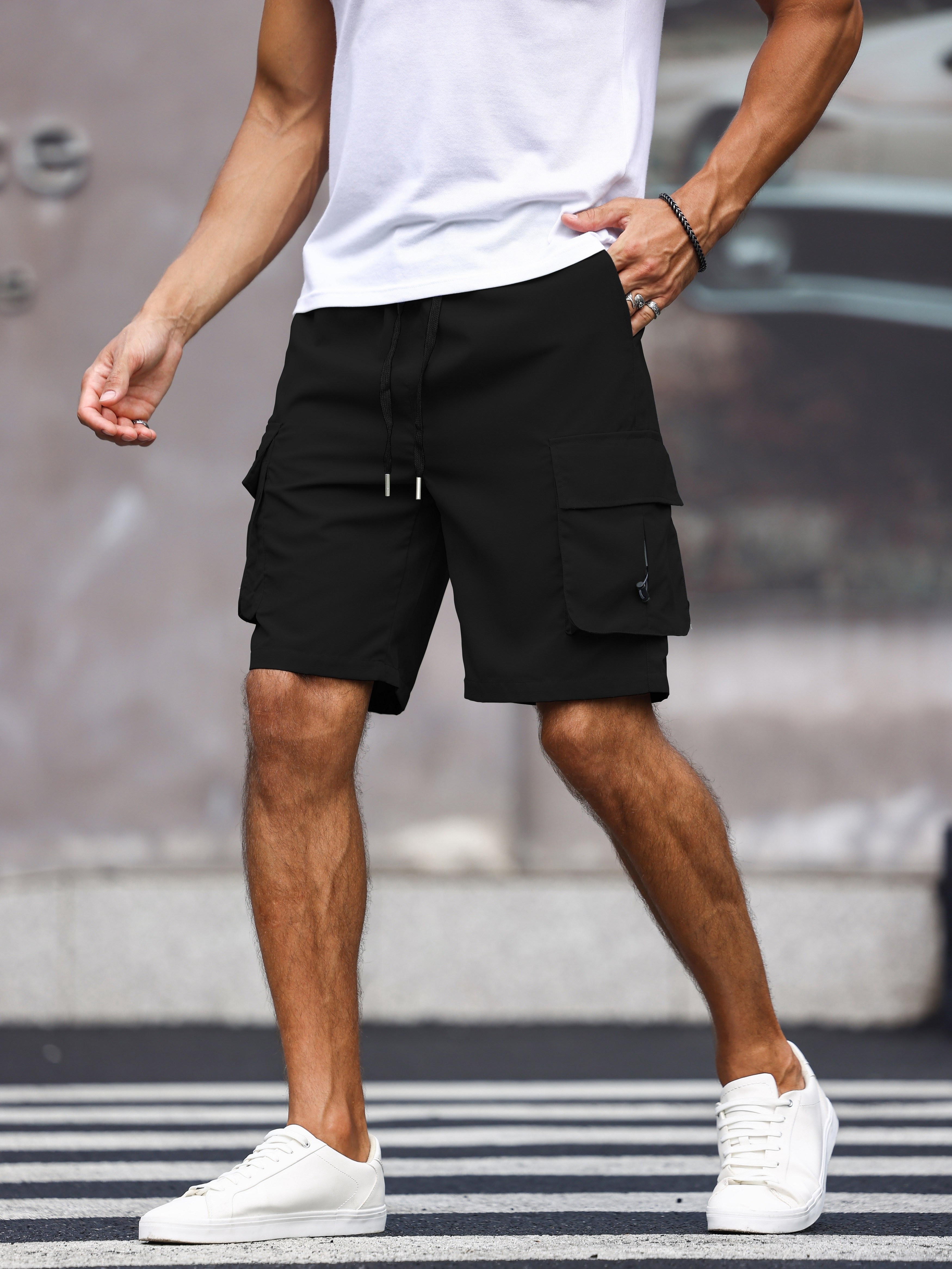 mens cargo shorts with pockets in solid color loose fit and fashionable for casual wear bermuda shorts details 6