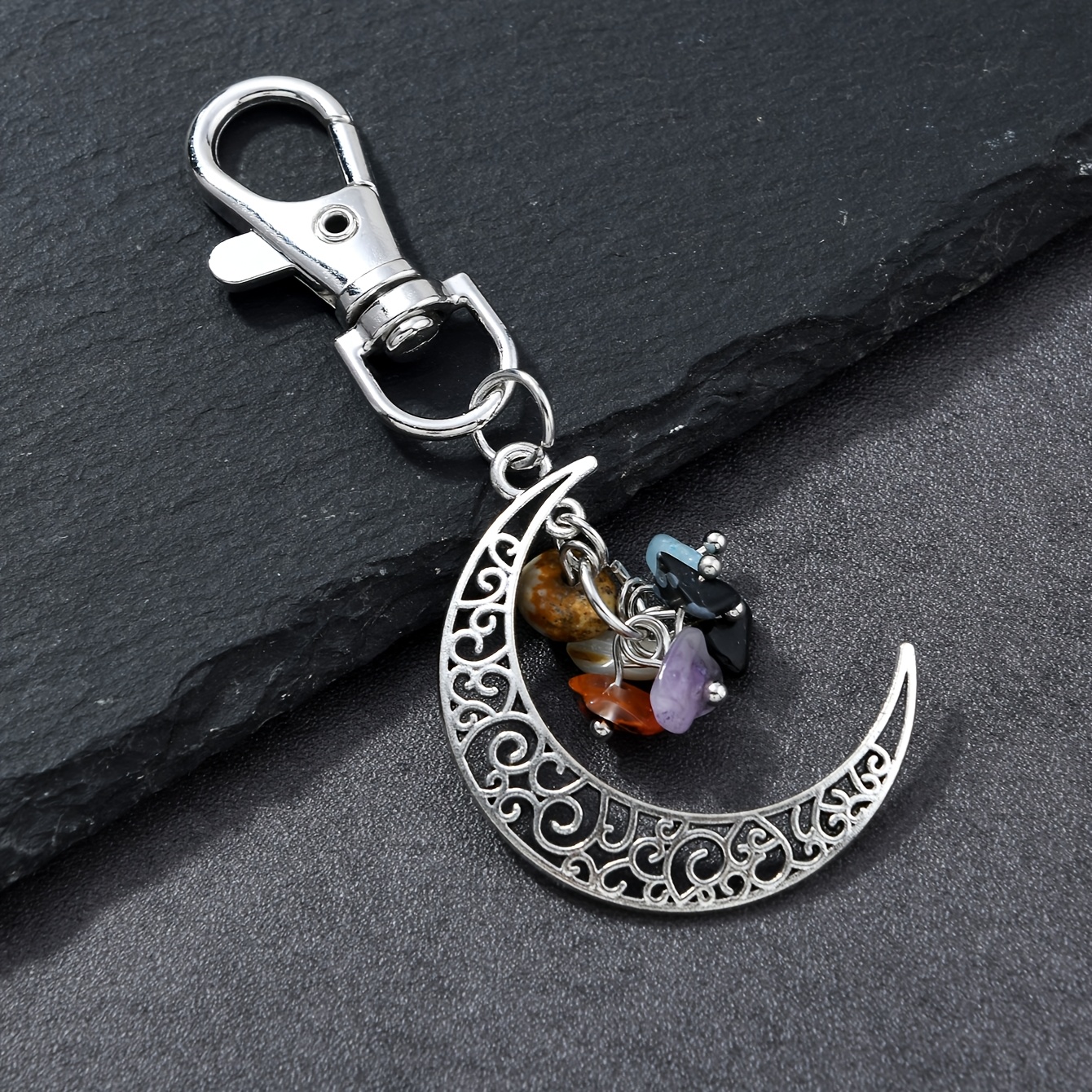 TEMU Cross-border Natural Irregular Gravel Keychain With Moon Alloy Pendant, Amethyst Hanging Ornament, Mixed, Random Shipping, 1pc