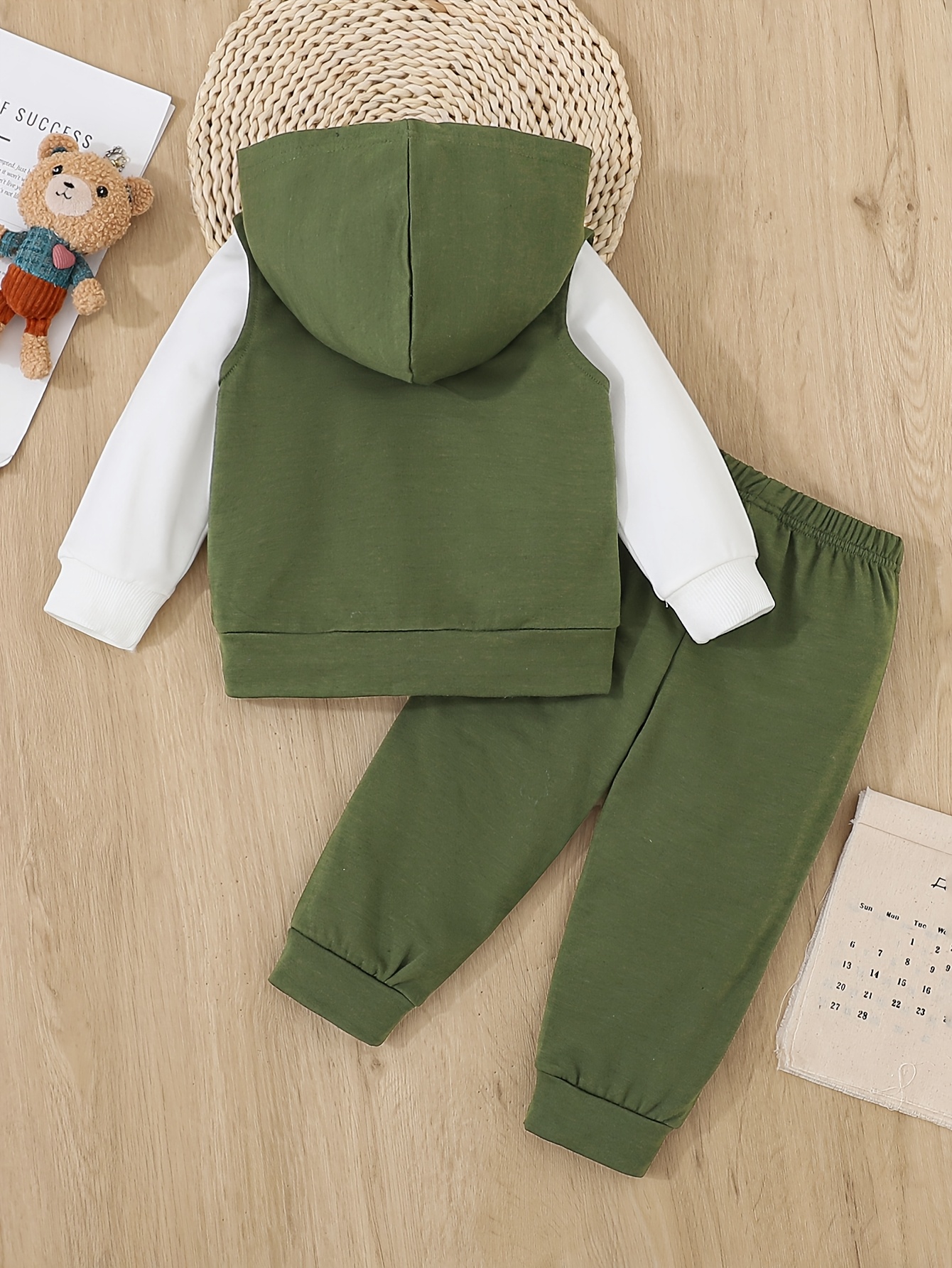 A 3pcs Set for Baby Boys Featuring a Hoodie with Bear And a Vest - Casual Sportswear with Zipper Details, Machine Washable - Perfect for Spring And Autumn, Ideal for Outdoor Activities. - Image 4