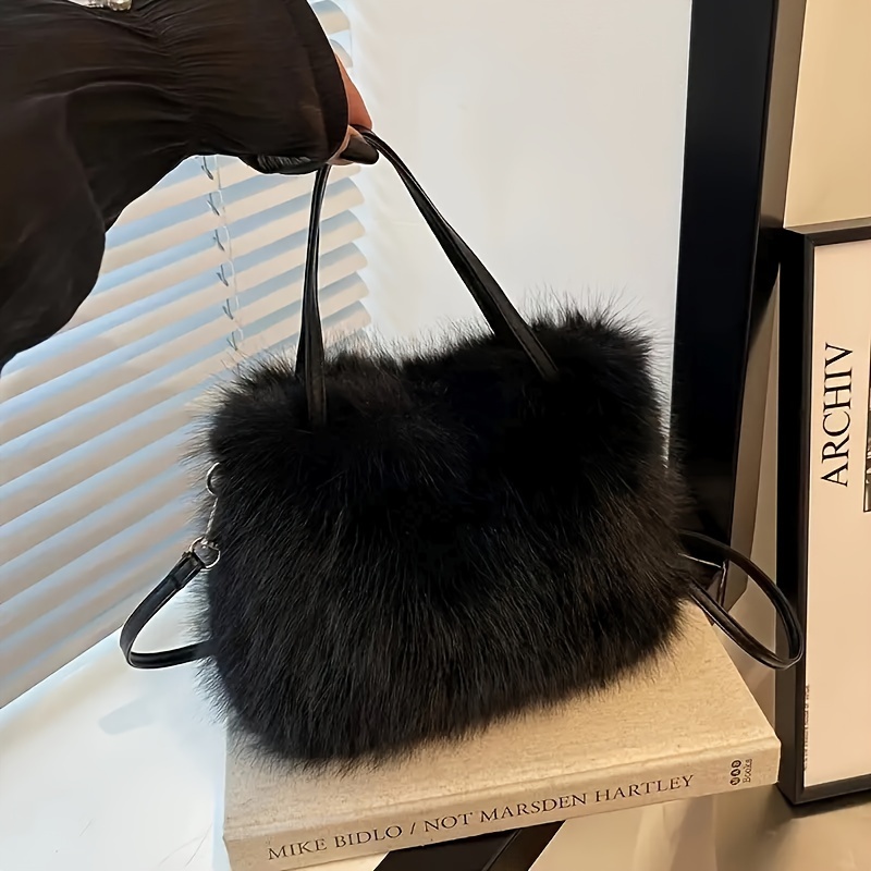 

Sac à Épaule Hobo en Peluche Douce & Sac Bandoulière pour Femmes - Idéal pour un et en Automne et en Hiver