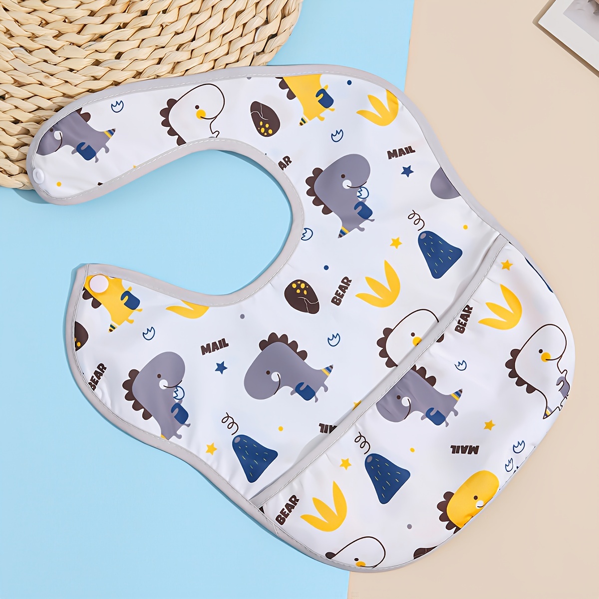 Image of Baby Feeding Bib Wash-free Apron Unisex Infant Bib Kids Sleeveless Summer Bib