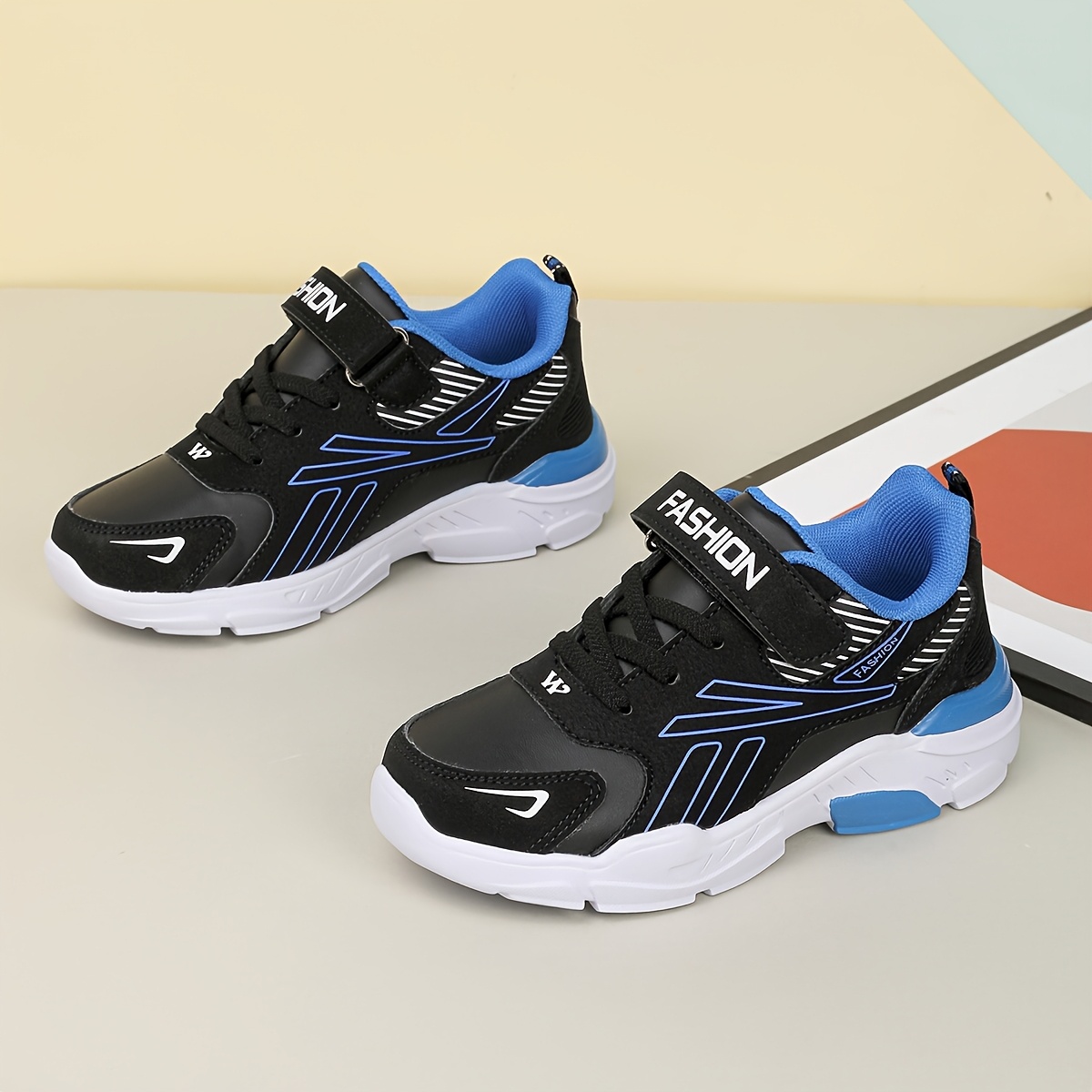 Image of ' Lightweight Low-top Sneakers With Closure - Breathable Fabric & Eva Sole, Indoor/outdoor Shoes For , & Accents, Casual Sporty Design For Hiking, Daily Wear & Outdoor Activities, Hiking Footwear