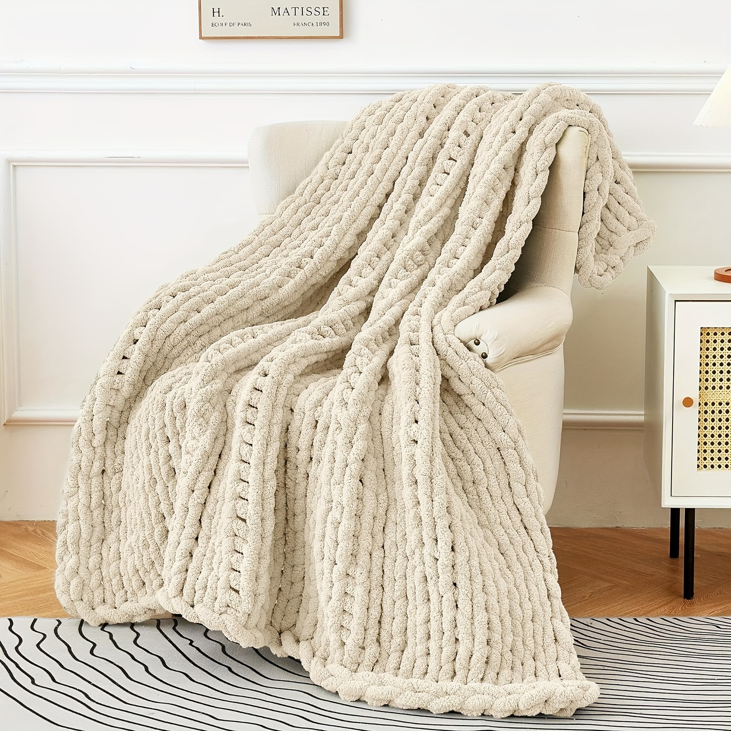 1pc Cozy Chenille Chunky Knit Blanket - 100% Handmade Polyester Fiber, Soft and Comfortable for Sofa, Home Decor, Office, School, Picnic, Travel Gift - All Seasons Outdoor Leisure Throw
