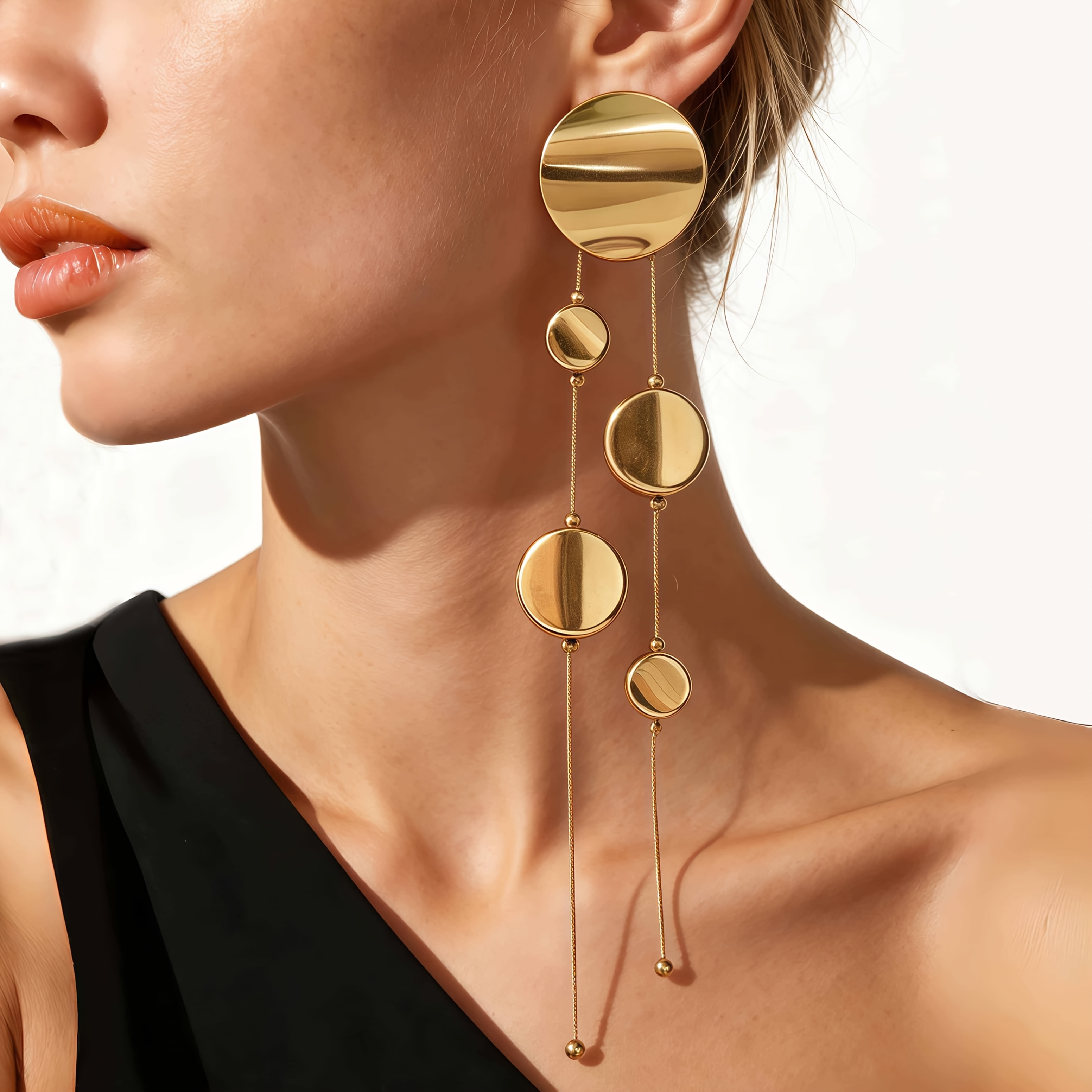 TEMU Une paire de longues boucles d'oreilles pendantes tendance pour femme avec un disque rond en métal associé à une chaîne, un pendentif à pompon
