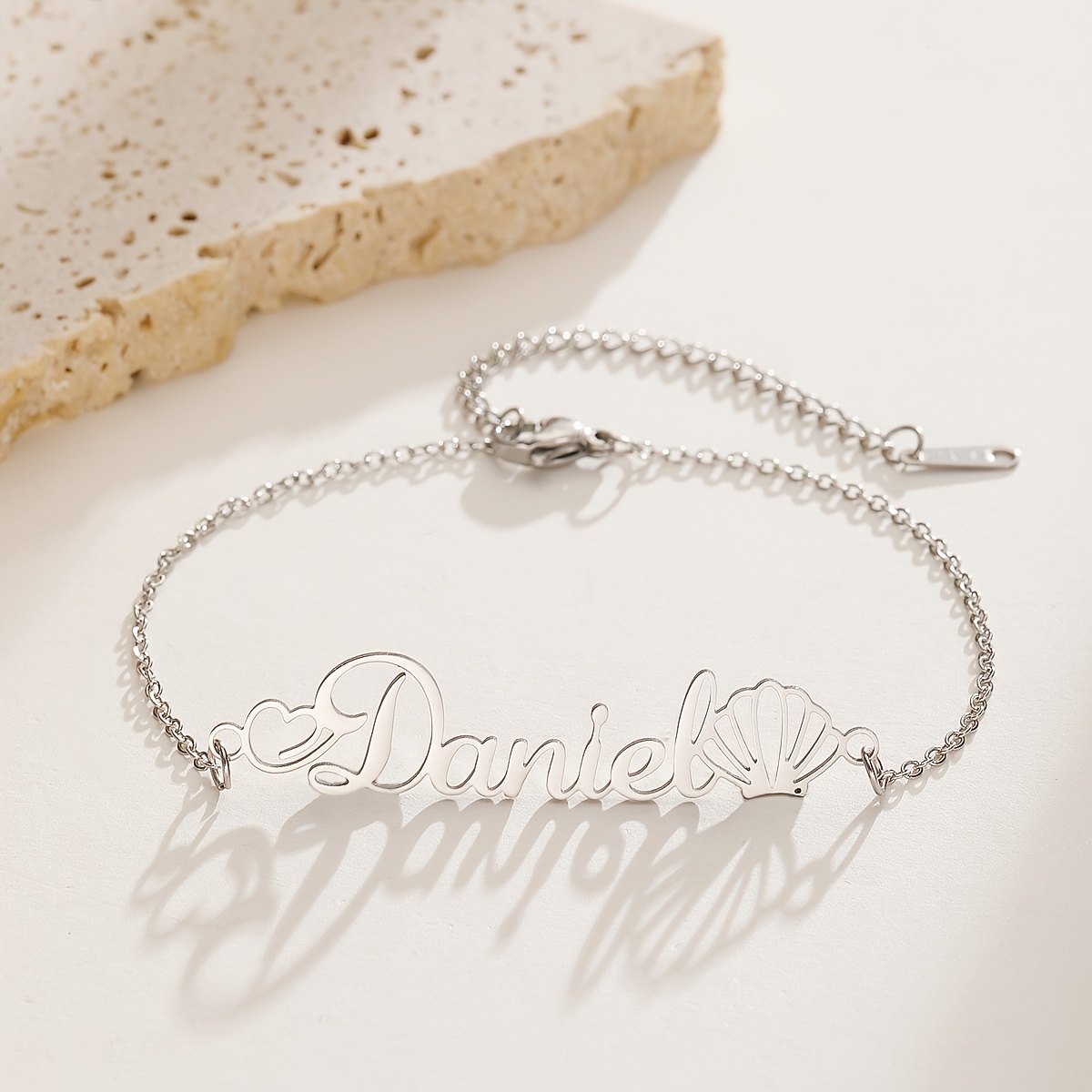 Personalized Shell Name Bracelet, Elegant Gift for Her