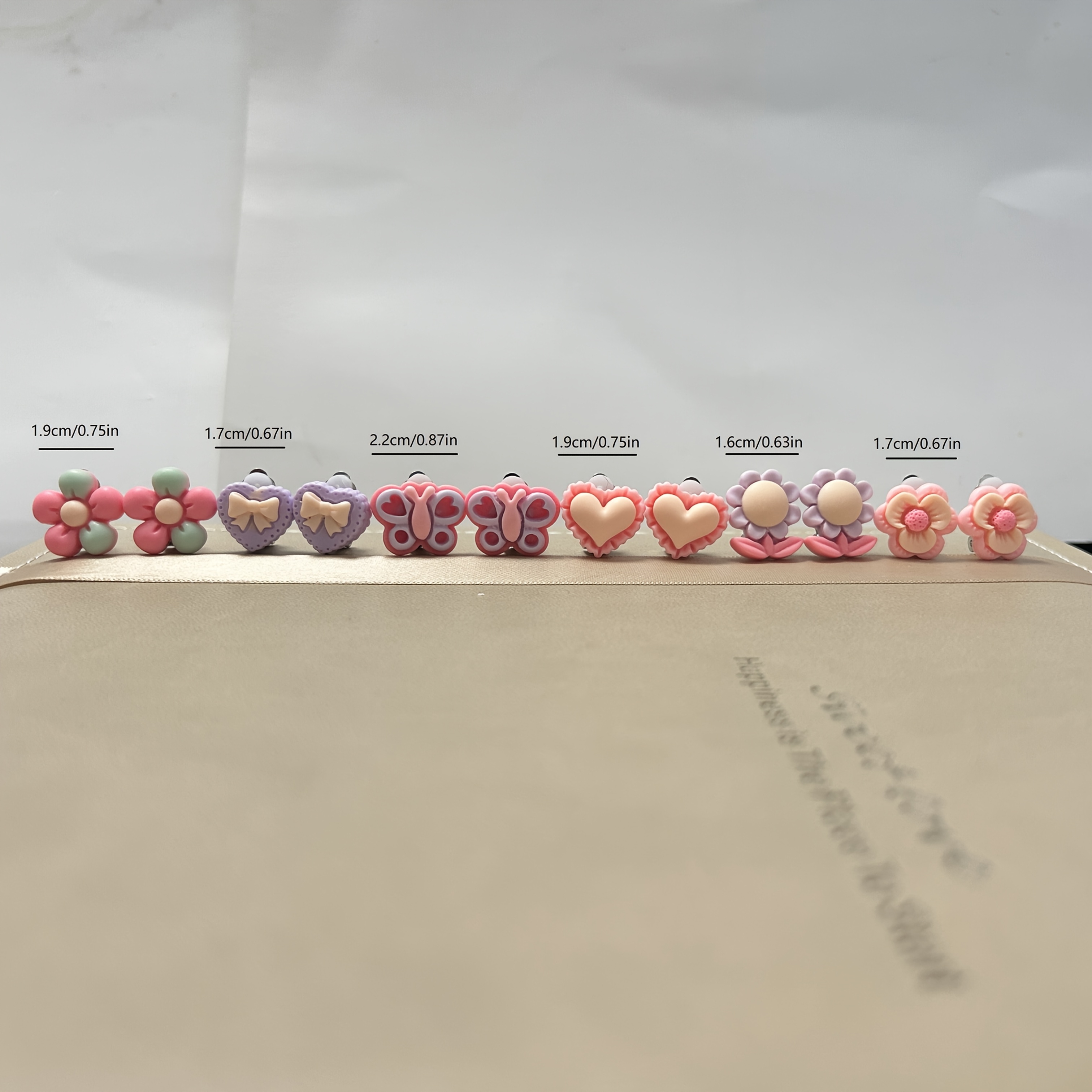 TEMU 12pcs Dopamine Color Ear Clips No Piercing Girls' Small Girls' Clip-on Earrings Painless Non-pierced Cute Matte Candy-colored Flower Animal