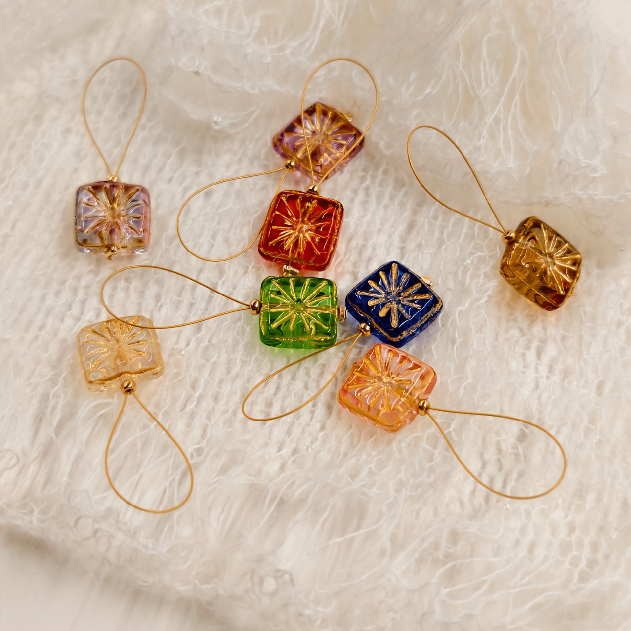 TEMU 8pcs Of Colored Square Beads For Knitting And Crochet Progress Markers