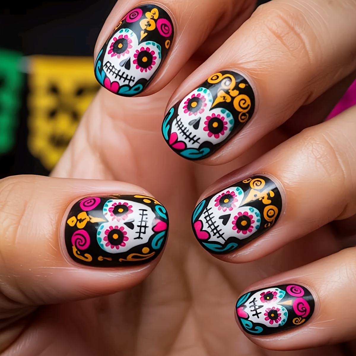 TEMU 24pcs 24pcs-piece Pack Multicolor Short Square Press-on Nails Suitable For Women, Glossy & Nail Stickers With Flower & Gothic Designs, Removable