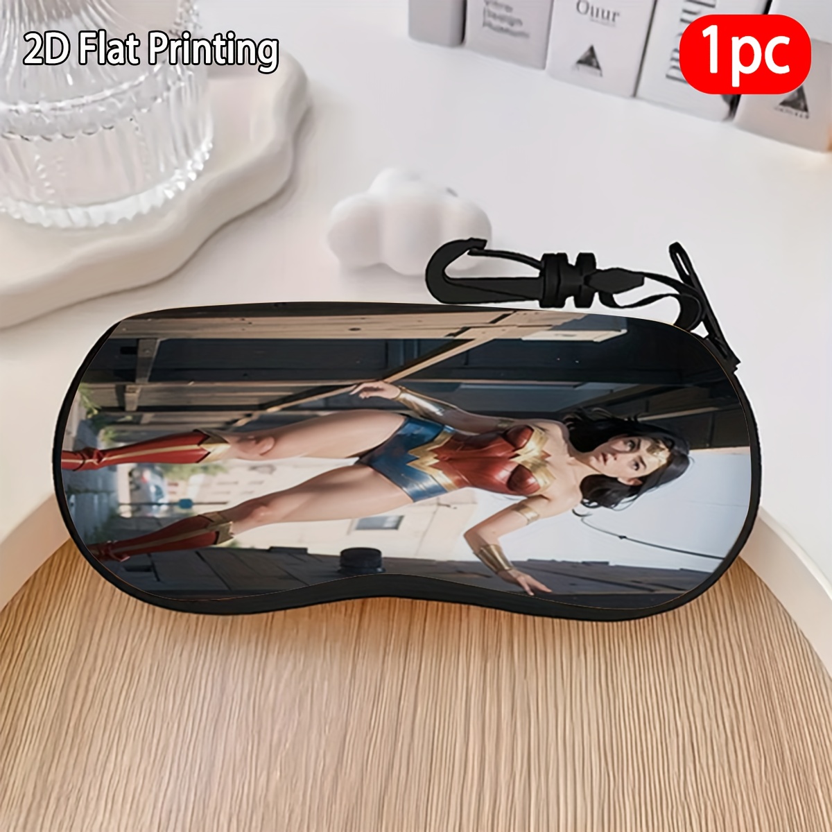 1pc, Wonder Woman, Themed Glasses Case, Halloween, Christmas Gift, Multi-purpose Suitable for Glasses and Accessories, Unisex Accessories, Portable Travel Accessories, Gift for Family and Friends, Can be used for, Travel Glasses, Fashion Glasses Case, Daily Essentials, Reusable, Portable with Hook, Travel Case For Contact Lenses, Halloween Contact Lenses, Lens Case, Reversible Lens