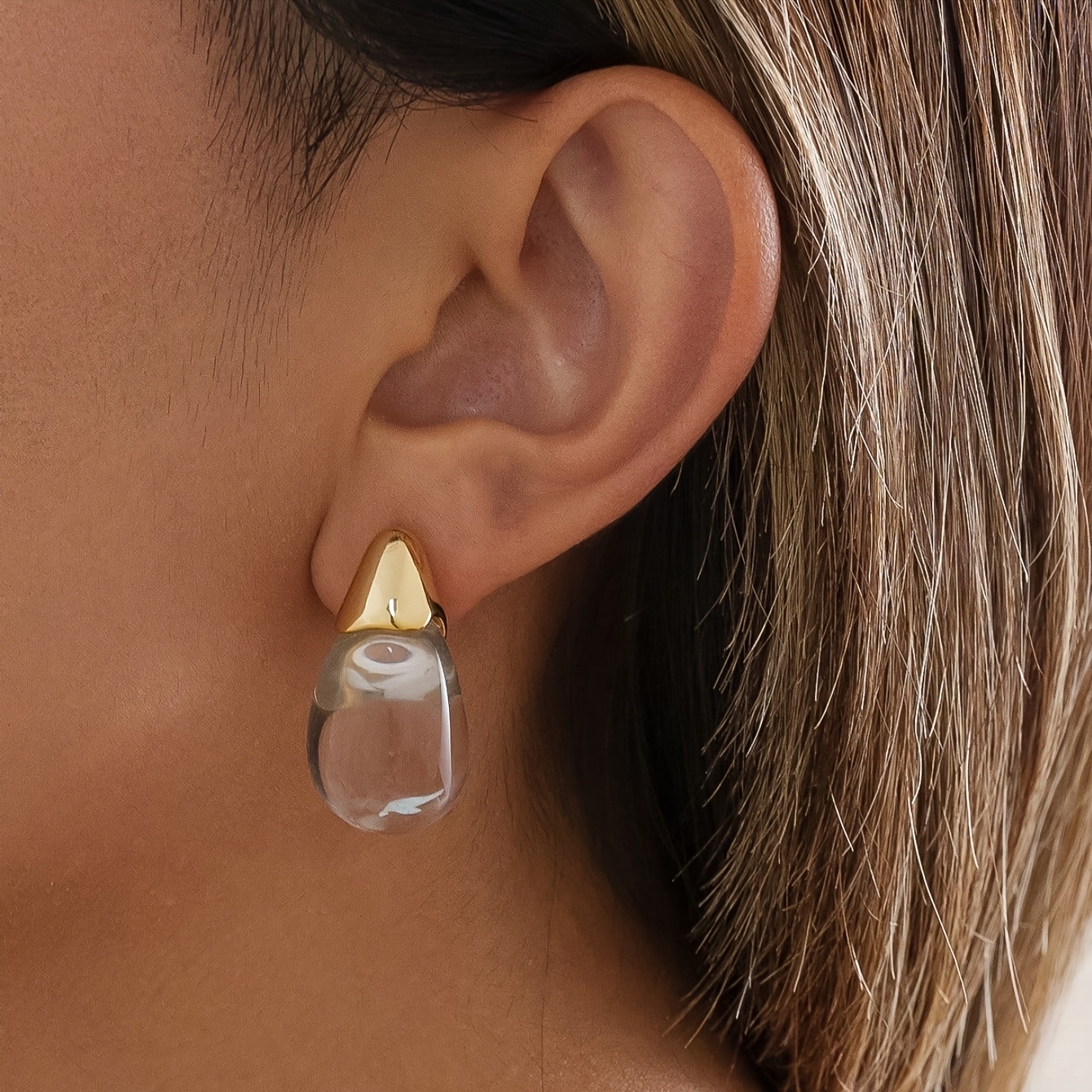 Women's Elegant Minimalist Bulb-shaped Earrings