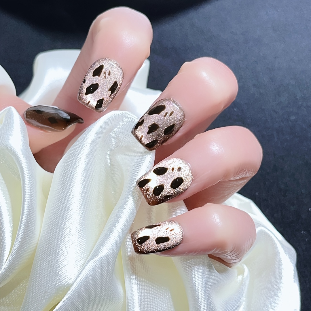 Animal print , cat eye form The cat-eye shape meets wild animal print—style that main image 2