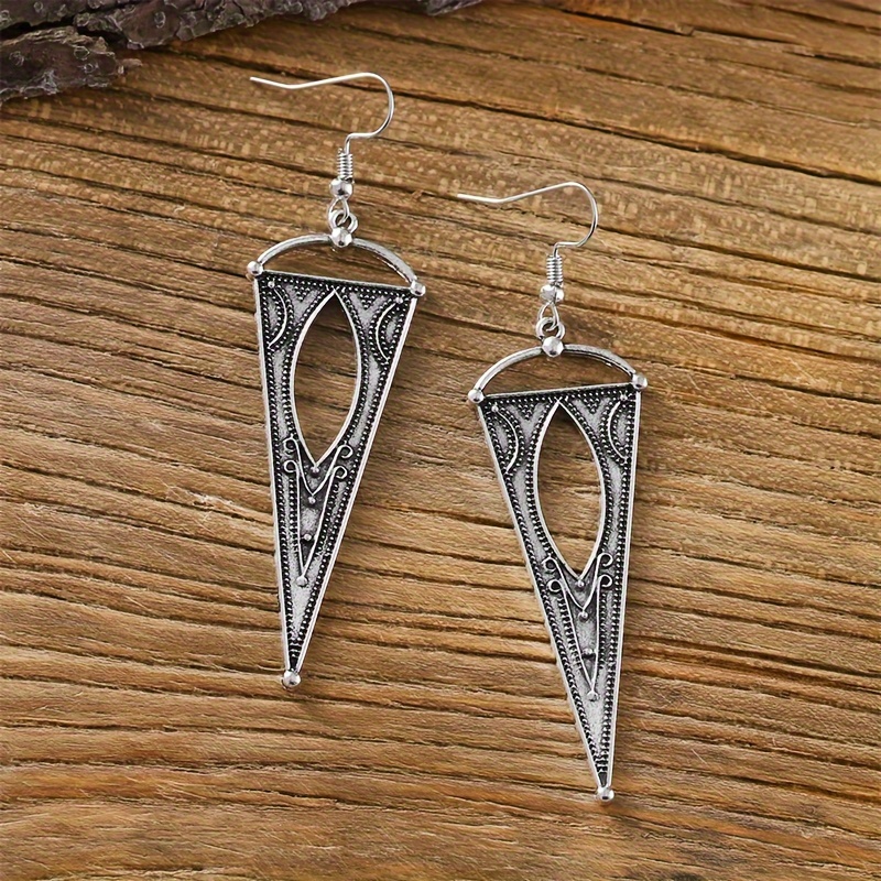 【日本入手困難】Crystal Logo Jewels dangle earring 日本入手困難】Crystal Logo Jewels dangle earring