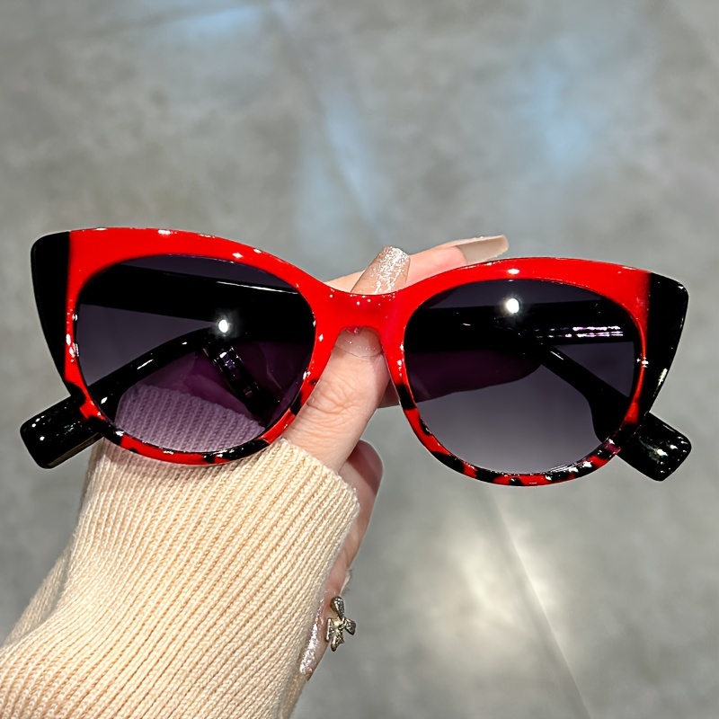 

Retro Cat Eye For Women Color Block Fashion Anti Glare Sun Shades For Vacation Beach Party