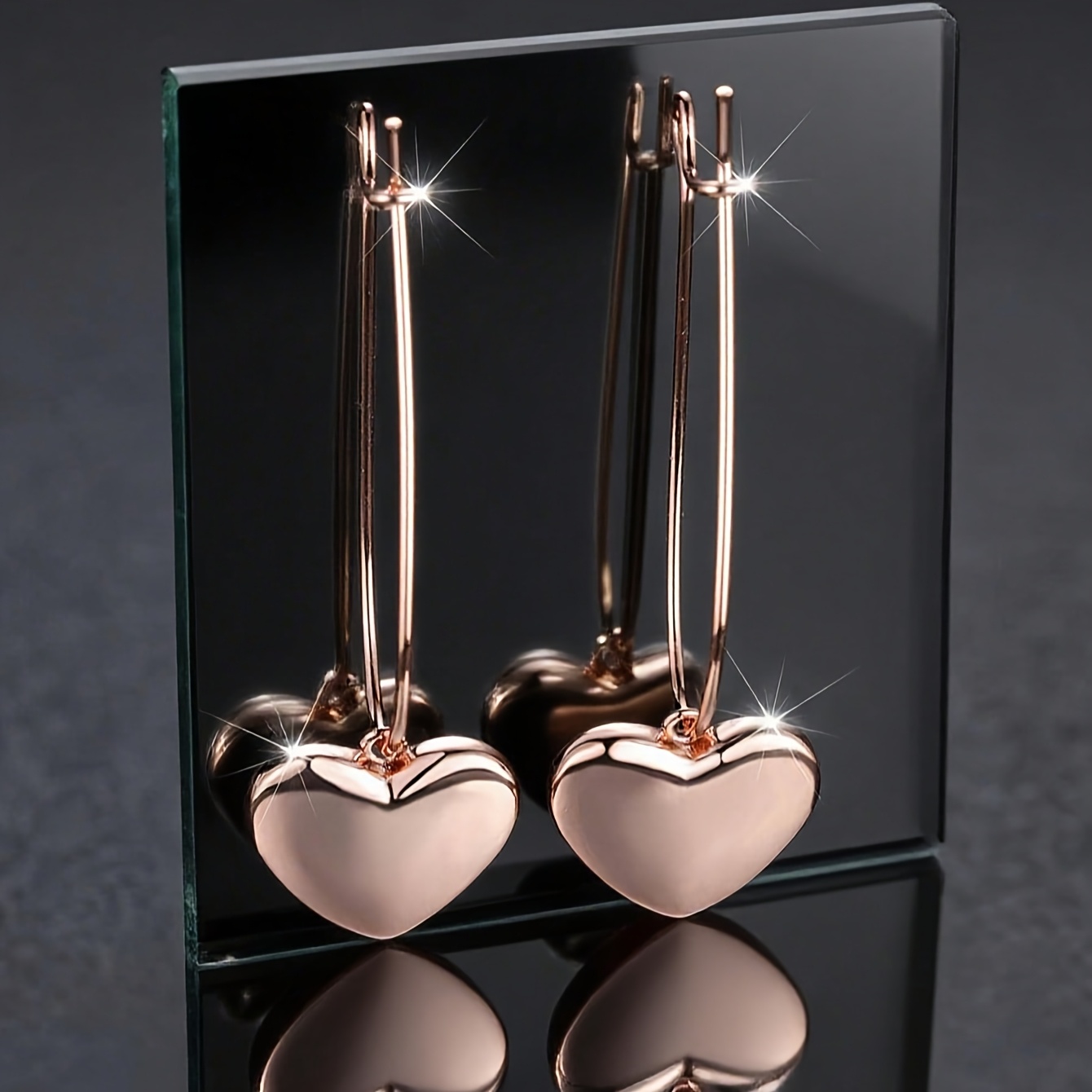 TEMU A Pair Of Heart-shaped Pendant Earrings, Elegant, Fashionable, Light Luxury, And Retro D520