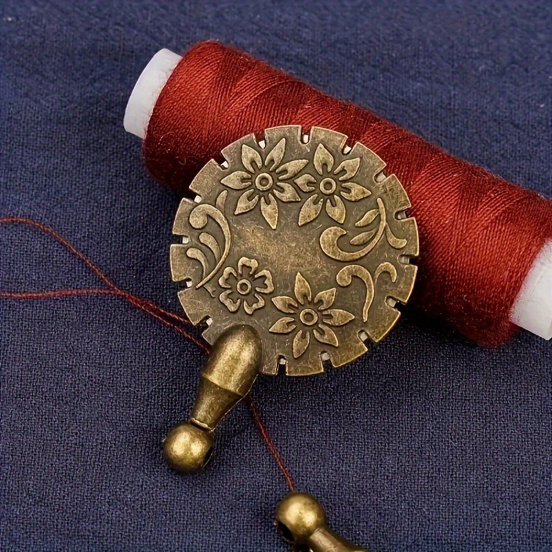 

Antique-inspired Thread Cutter With Floral - Safe And Sewing Tool For Diy Projects