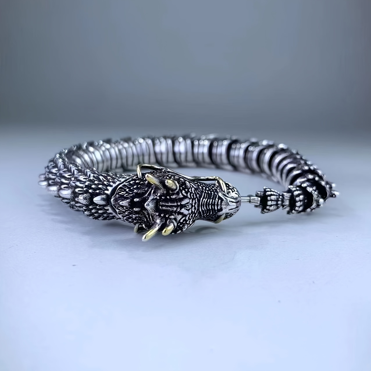 pulsera de   de cobre estilo punk, retro y   para hombres, esqueleto, frío y elegante,     calidad,    , con forma de serpiente, personalizada para   y otoño. 3
