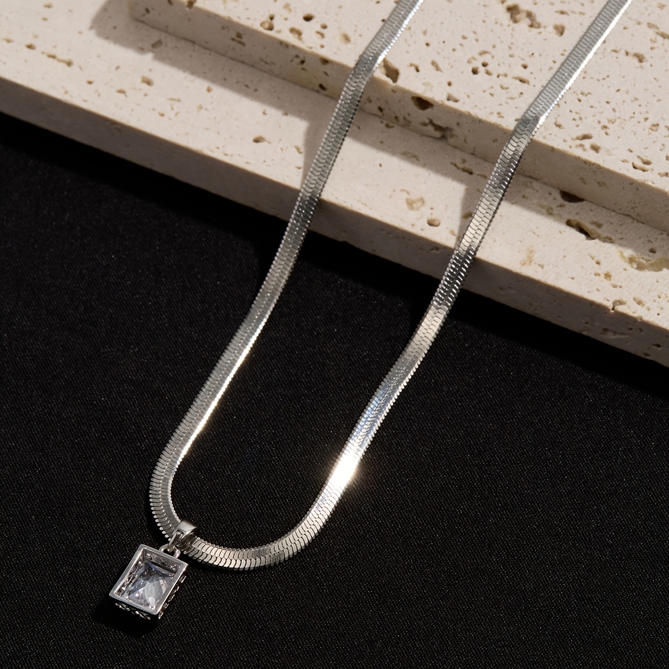Women's Simple Blade Chain Necklace with Sparkling Zirconia