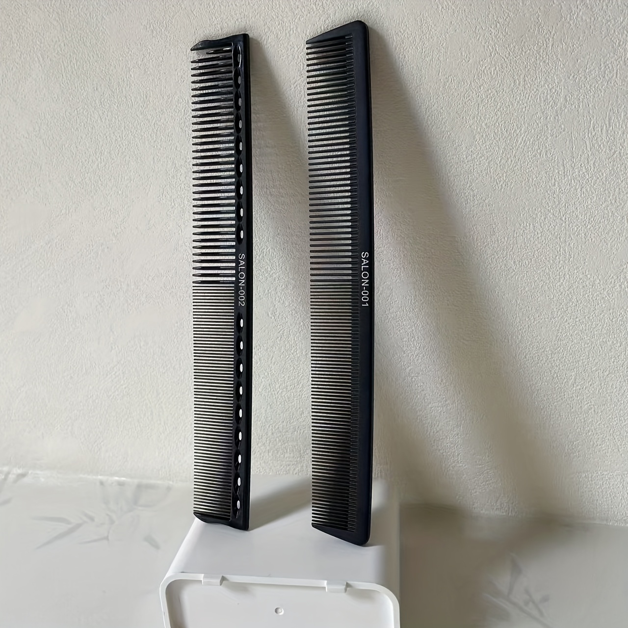 Image of Hairstylist Professional Cutting Comb Carbon Fiber Material Durable Barber Shop Comb Double-sided Comb Wide Tooth Comb Fine Tooth Comb Hair Styling Factory Direct