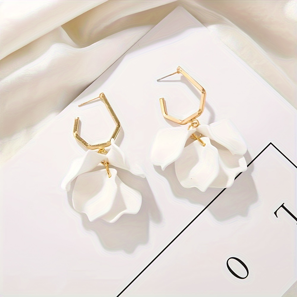 E-shop 1 Paar Ohrringe Temperament Trendy Geeignet für Frauen Alltagsgeschmack Low Hypoallergen Dating Geschenk