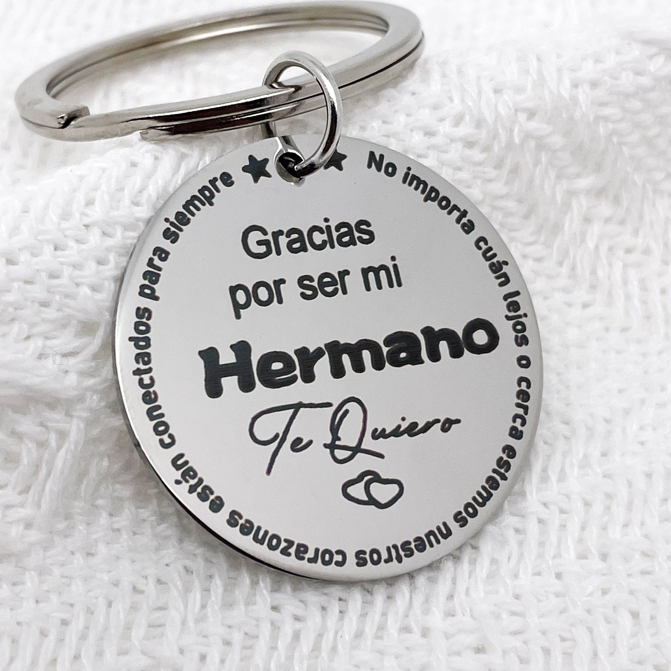 

Keychain - Stainless Steel, Casual Style, Perfect Gift For Brothers With 'i Love You' In Spanish