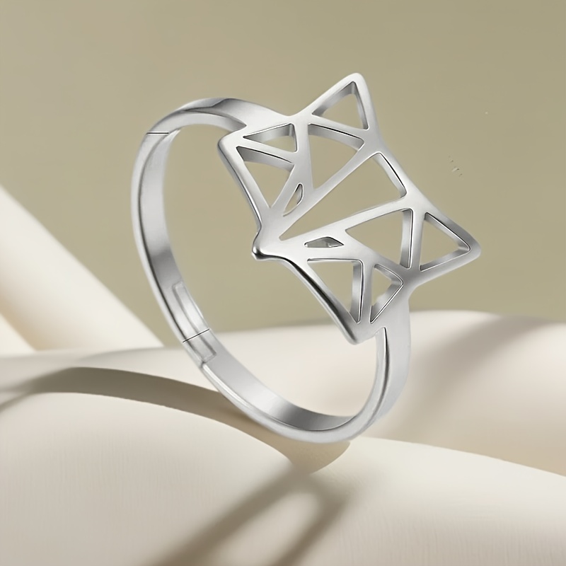 Unisex Hollow Fox Ring Stainless Steel Adjustable Size