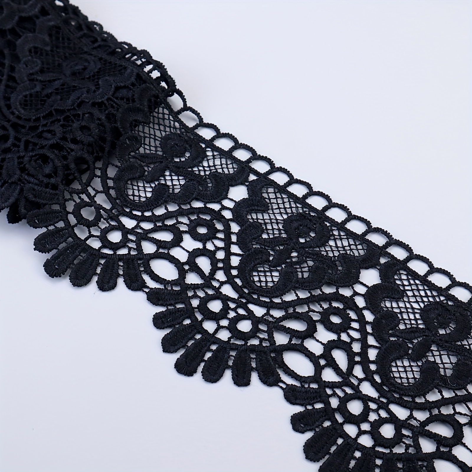 Of Venice Lace Trim For Sewing And For Home Decor With