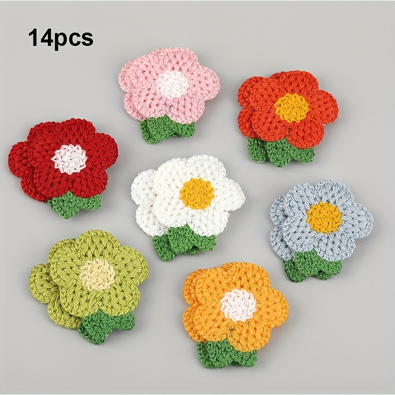 E-shop 14-teiliges gestricktes, besticktes Blumen-Stoffpatchwork-Geradenbezug-Kleidung-Haarnadel-Tasche-Hut-Blumen-Dekoration-Zubehör
