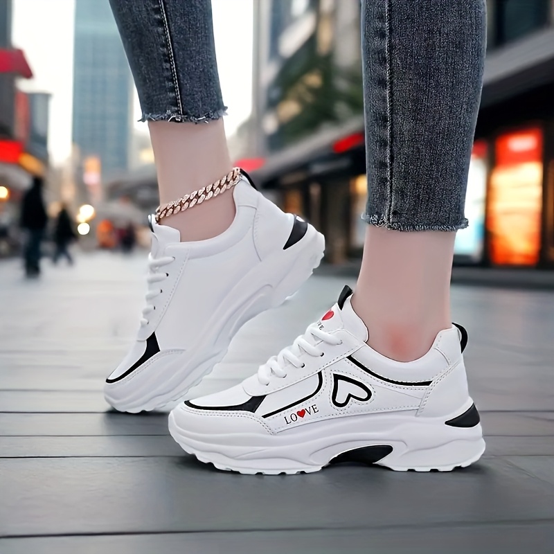 Zapatillas Bajas para Mujer con Corazón y Parte Superior - Ligeras, Casuales con Cordones, Ideales para Uso Diario, Oficina y Cada Día - Suela Duradera y Acolchada (Lavado a Mano), Calzado para Mujer