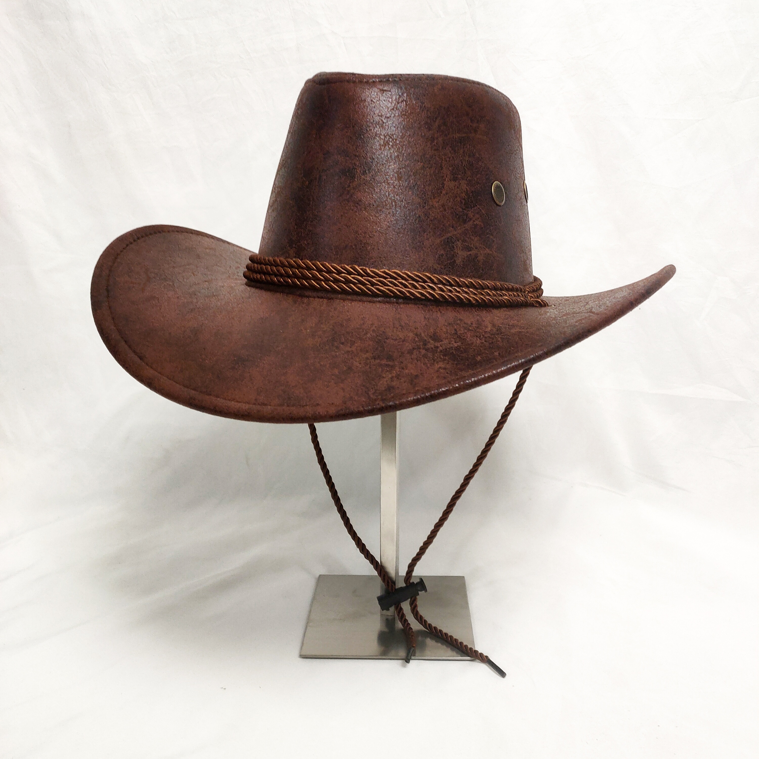 

Vintage Crack Pattern Leather Cowboy Hat, Lightweight Yarn-dyed Denim Style With Rivet Detail, Inelastic Fit, No Feathers - Accessory, Cowboy Accessories