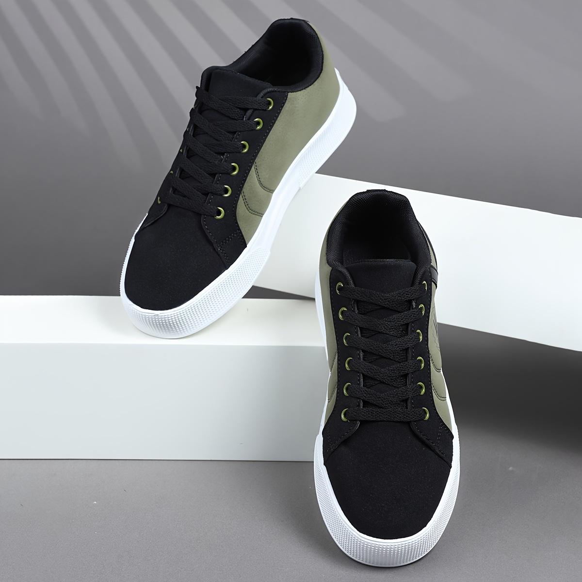 Baskets Homme Kaki Confort Chaussures de sport décontractées pour hommes, baskets basses à lacets, chaussures confortables avec un patchwork multicolore pour un style urbain