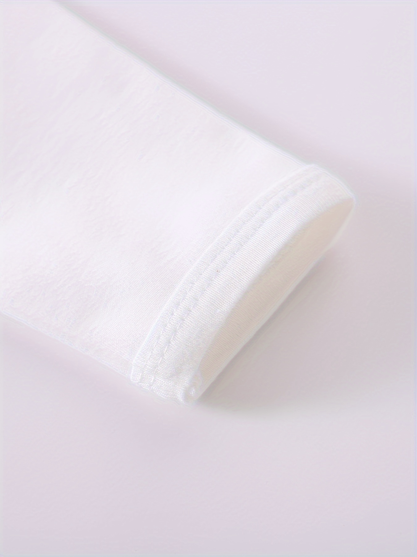 Pure White Three-Piece Set for Babies, Unisex Infant Romper Outfit for 0-9 Months, Suitable for All Seasons, Includes Hat And Gloves, Baby Design, 2026 Print, Perfect Newborn Gift, for Outdoor