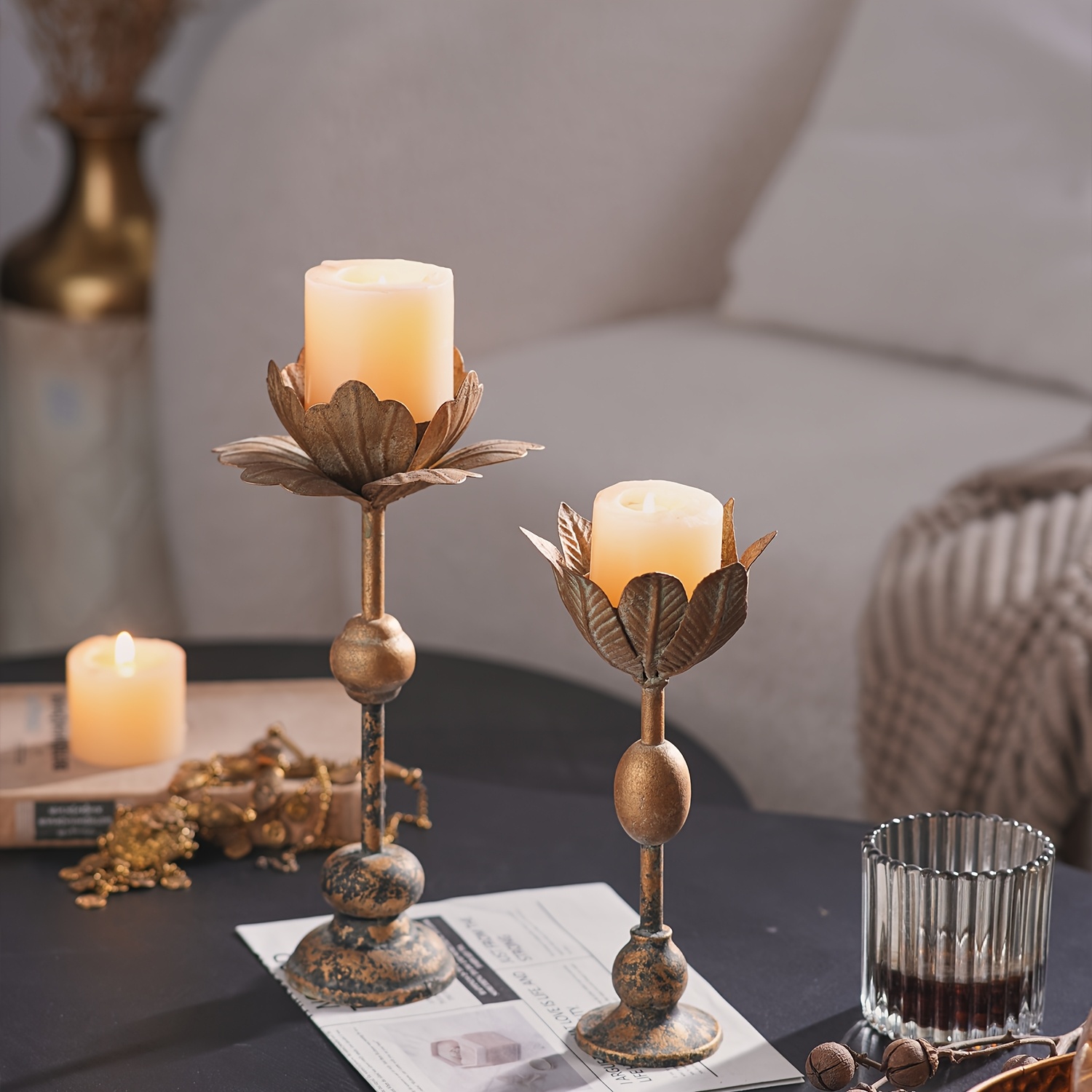 Vintage Flower Candle Holders, Distressed Bronze Metal Lotus Petal Design, Rustic Farmhouse Table Centerpiece for Dining Room, Wedding, Living Room Decor, 30.99cm & 25.91cm