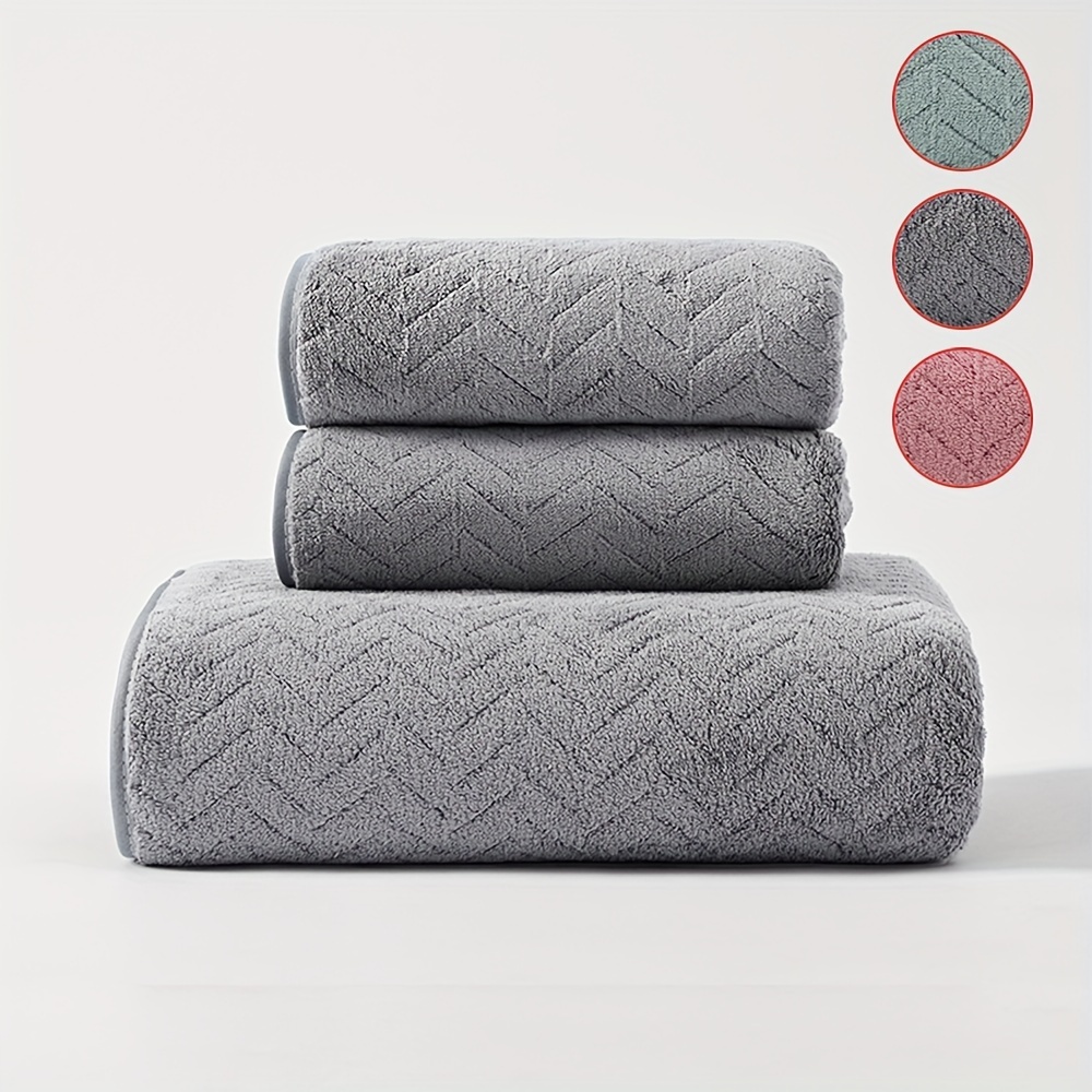 

3pcs Chevron Pattern Coral Fleece Towel Set, Soft And Absorbent Bathroom Towels, 1 Bath Towel (27.56x55.12inch) & 2 Hand Towels (13.78x29.53inch), Comfortable Household Towel Pack For Daily Use